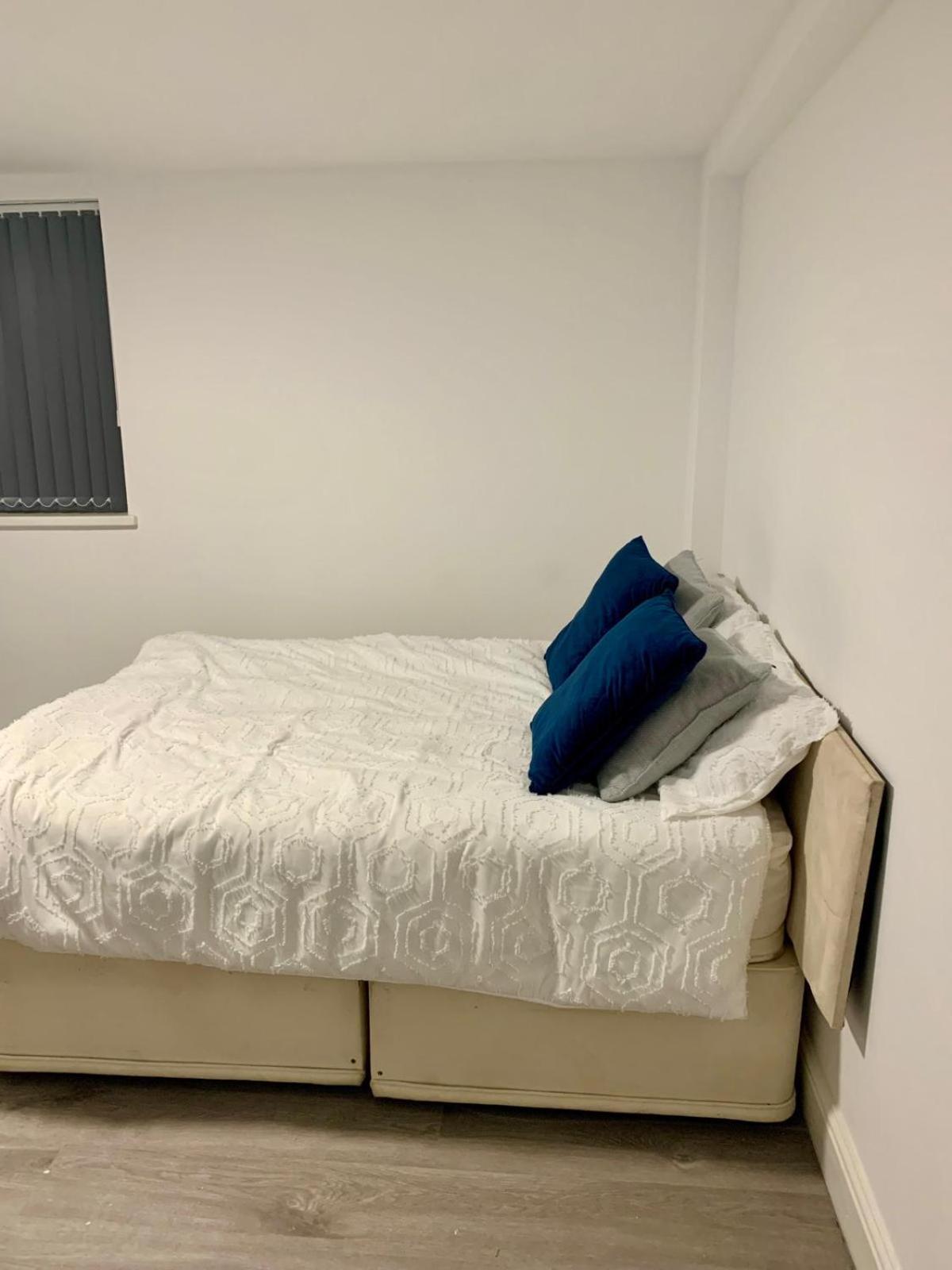 M4M Rooms- Ng8 5Np Room 1 ノッティンガム エクステリア 写真